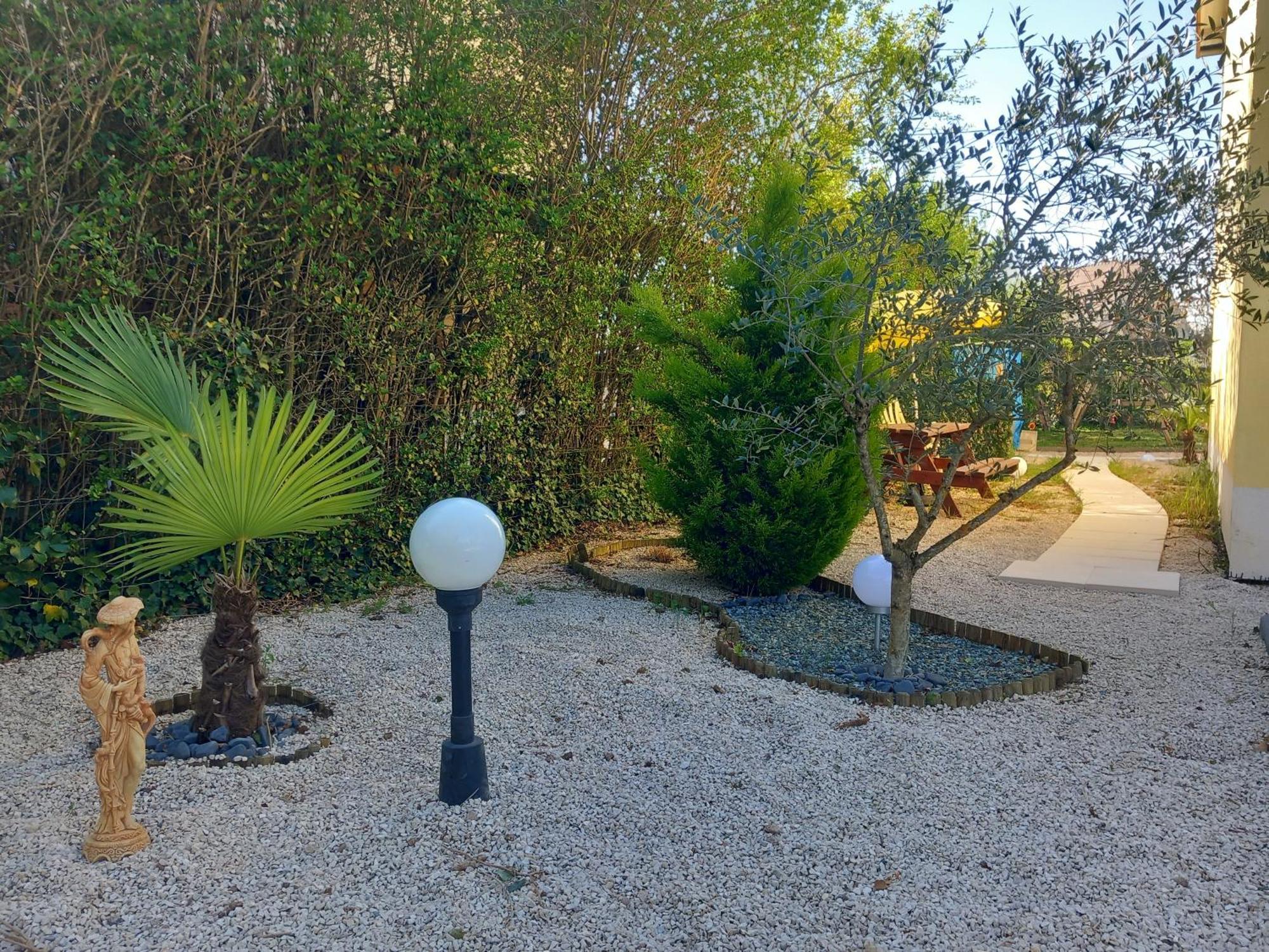 Le Petit * Beaune (Cote d'Or)